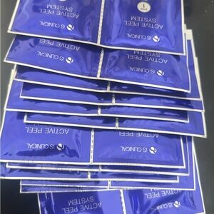 IS Clinical Active Peel System (12 pieces)